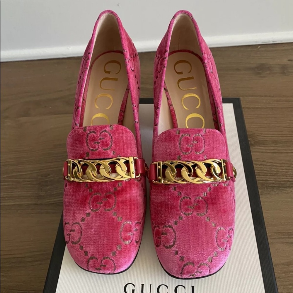 Gucci velvet cutout shoes